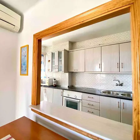 Apartment Bright With A Beautiful Sea View